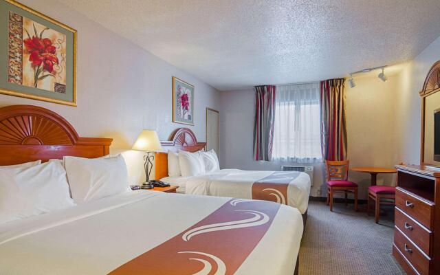 Quality Inn Sidney I-80