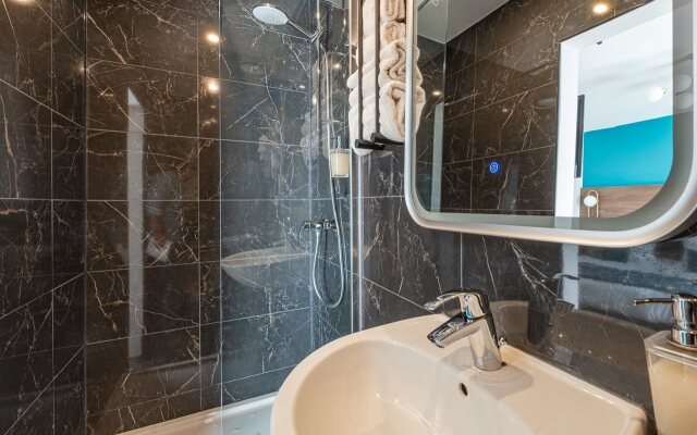 The Originals Boutique, Hôtel Le Marignan,Le Havre Centre Gare