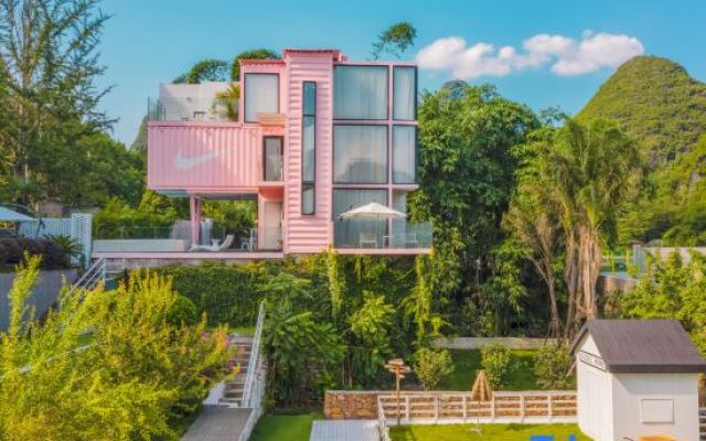 Yangshuo shulin listen to rain · Net red ranch hotel