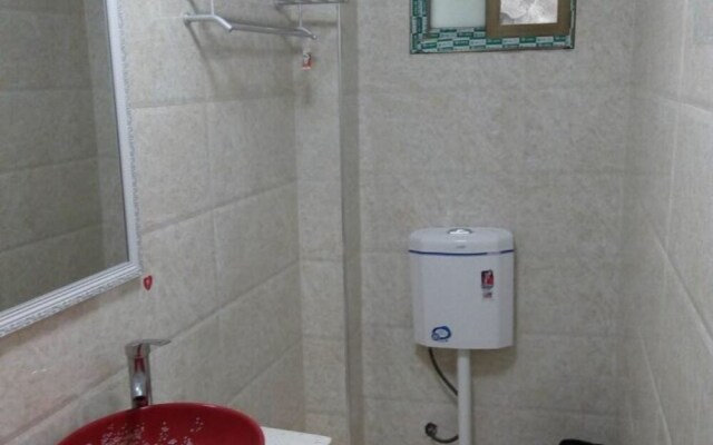 Fenghuang Nanmu Inn 1