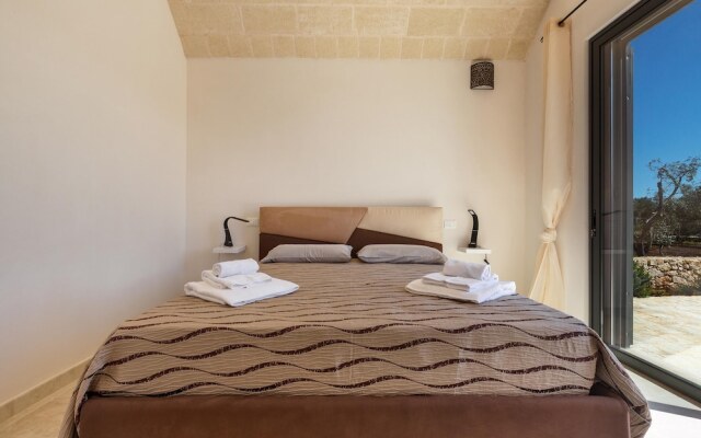 2822 Marì Trullo by Perle di Puglia
