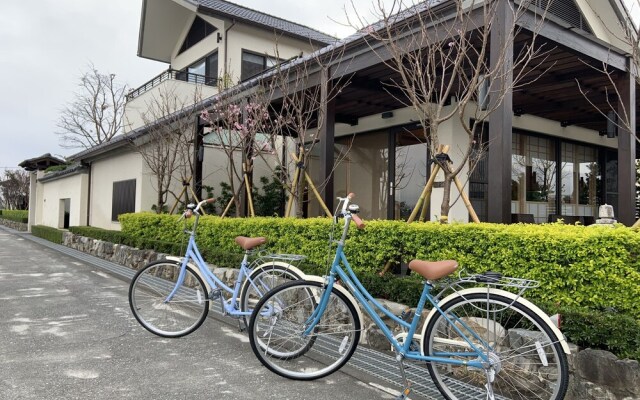 Aoka Gyoen