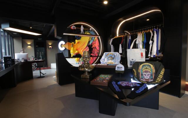 Creative RestArt Hotel By Damn I love Indonesia