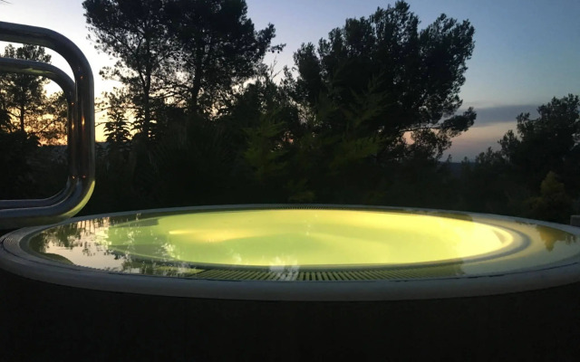 El Petit Mirador Hotel
