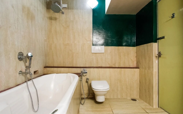 Capital O 61144 Hotel Raj