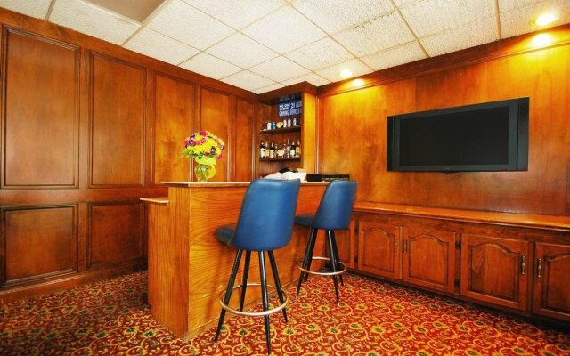 Best Western Forest Inn