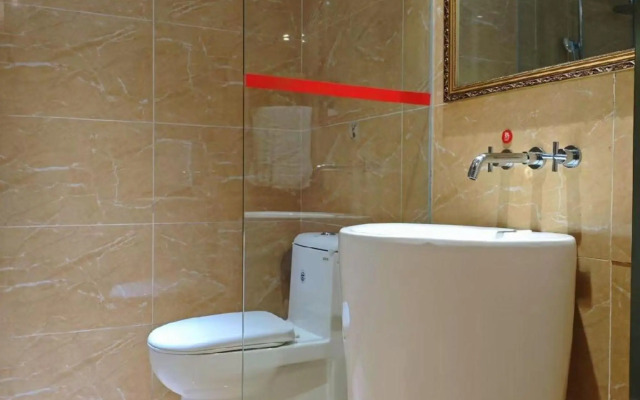 Black Prince Art Hotel (Luzhou Longmatan District Government Store)