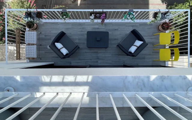 Top TLV Grand Suites