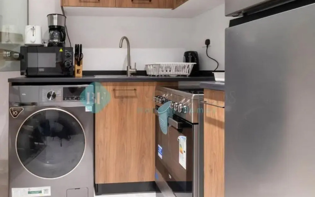 Bloomfields Stylish 2BR in Oasis Mas