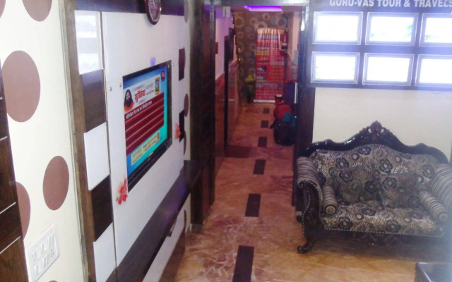 Hotel Guruvas Inn