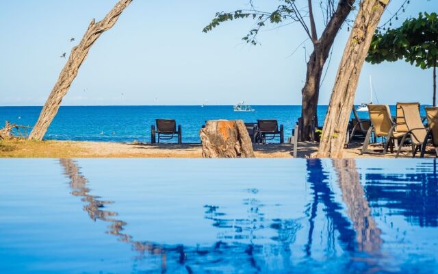 Jet Luxury at Langosta BeachResortVillas