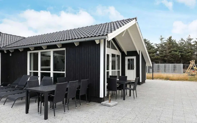 10 Person Holiday Home in Lokken-by Traum