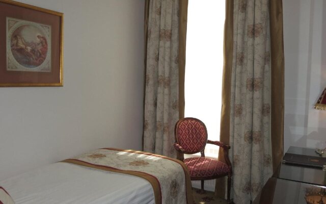 London Lodge Hotel