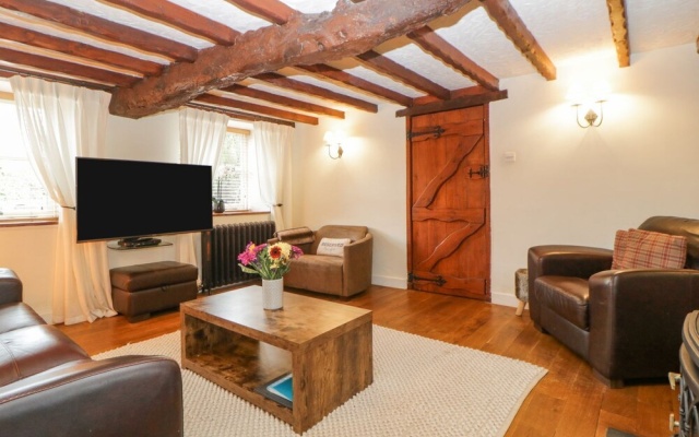 Meadow Thatch