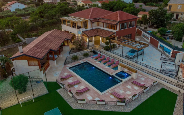 Villa Frenky