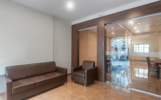 Capital O 29025 Hotel Seven Olive