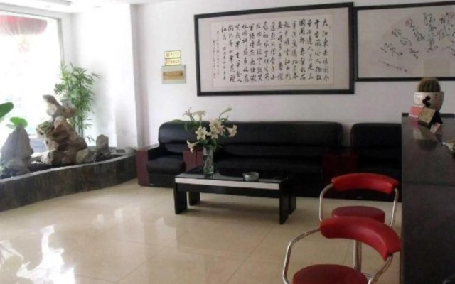 Chaohu Jiangnan Hotel