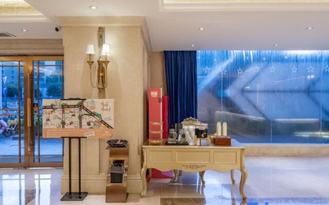 Vienna International Hotel (Nanning Juchang Metro Station)