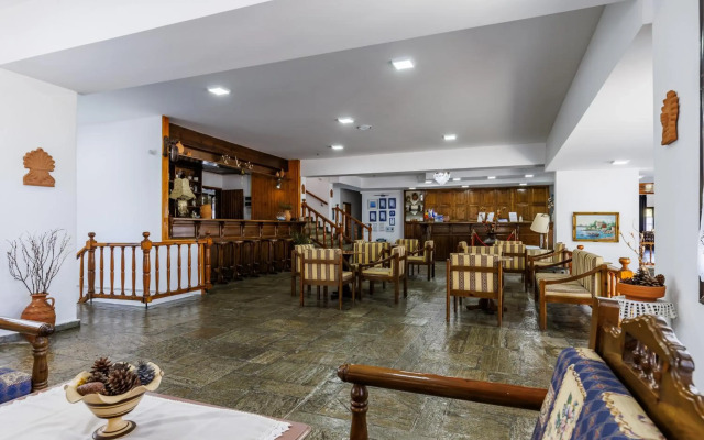 Hotel Dionyssos