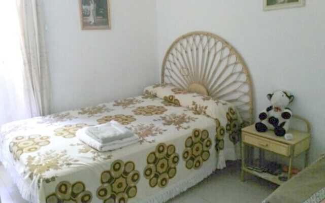 House With 4 Bedrooms in Baralla, With Furnished Garden