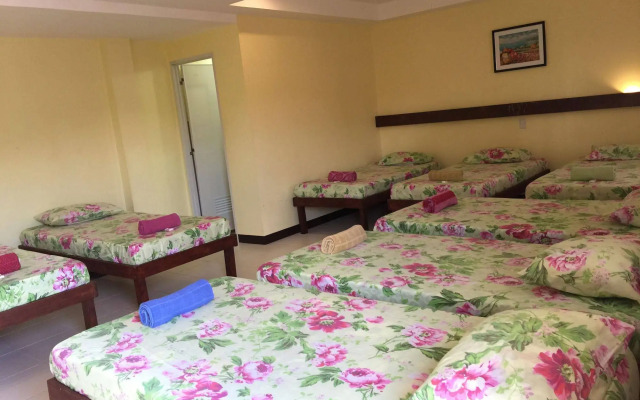 Greenfields Tourist Inn