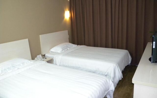 White Clouds Hotel - Dalian