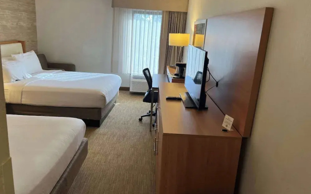 Hampton Inn Memphis I-240 Thousand Oaks