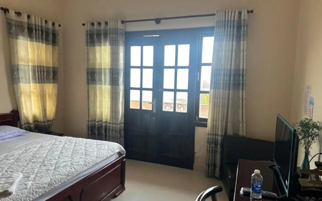 Canh Buom Xanh Resort