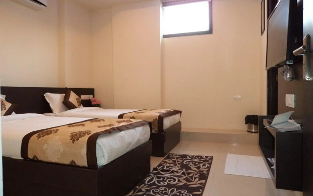 Ashu Hotel