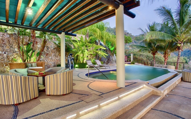 Luxury Suite With Waterfall, Ocean and Swimming Pool View