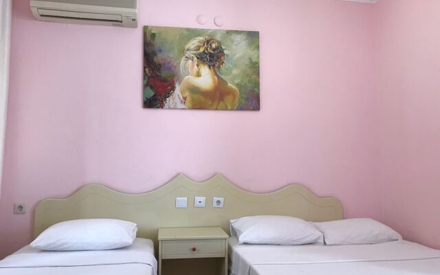 Lanova Hotel