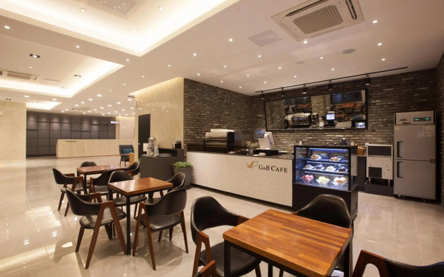 GNB Hotel