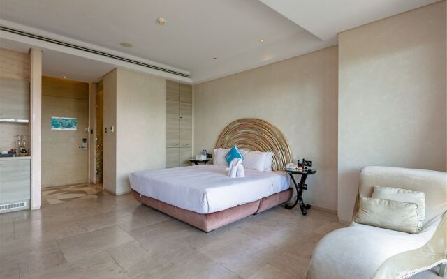 Yuejia Sea Apartment Phoenix Island