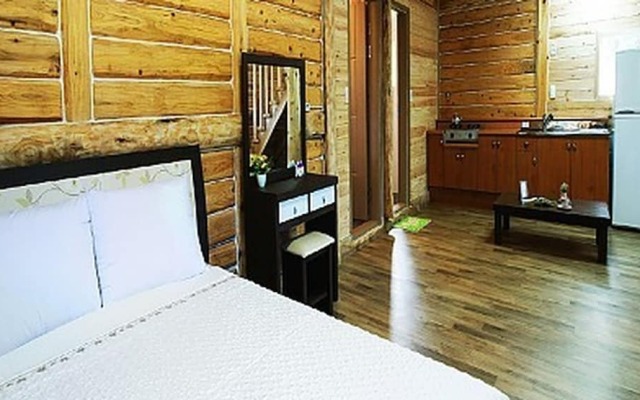Jejujoa Log Pension