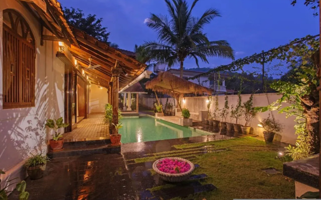 Salt by Hireavilla - 4BR w Heated Pool in Siolim