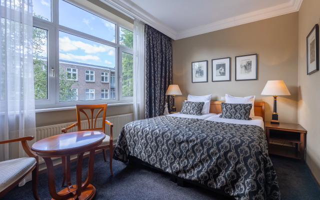 Apollofirst Boutique Hotel