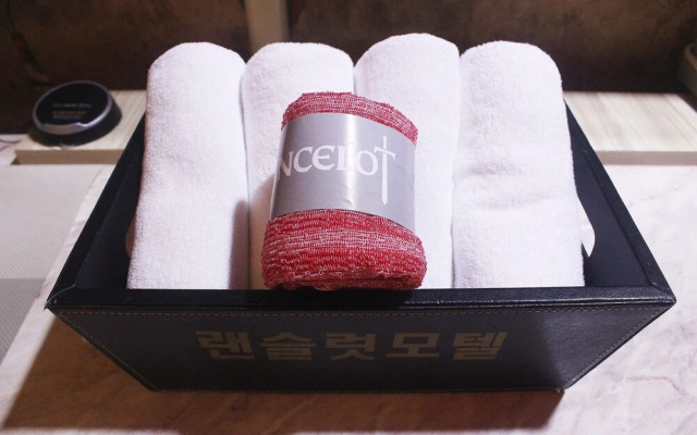 Western Wonpyeongdong Lancelot