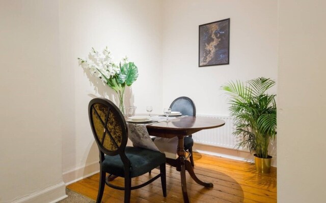 Edina Suites