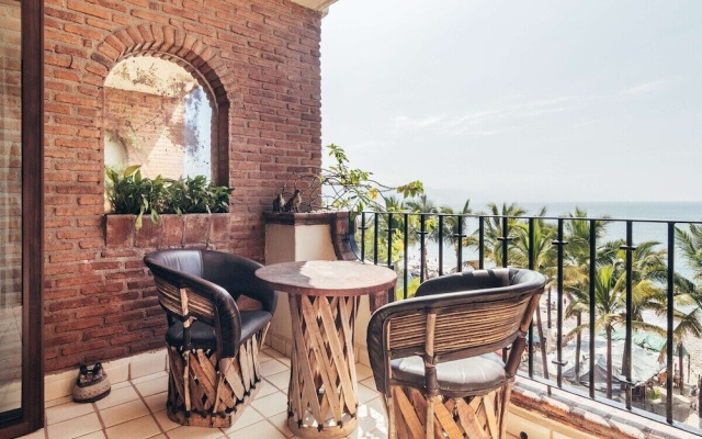 Ocean View 1Br Condo-balcony-beach-pool - 502