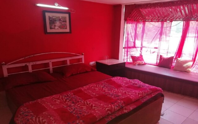 Goroomgo Avon Nainital