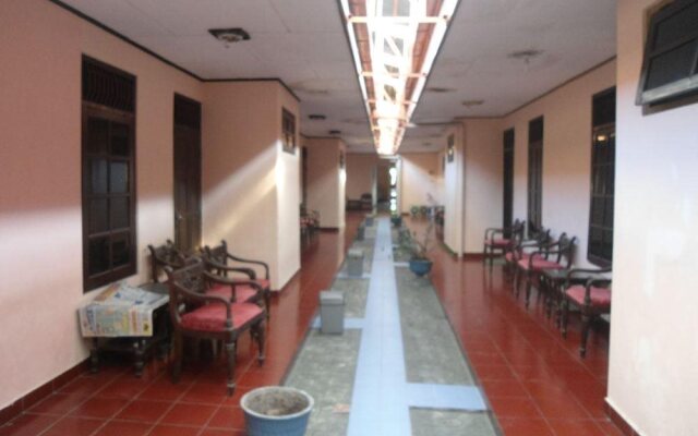 Cepuri Hotel