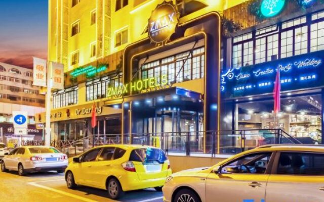 ZMAX HOTELS (Tianjin Five Old Street, Xi Nan Lou, metro station shop)