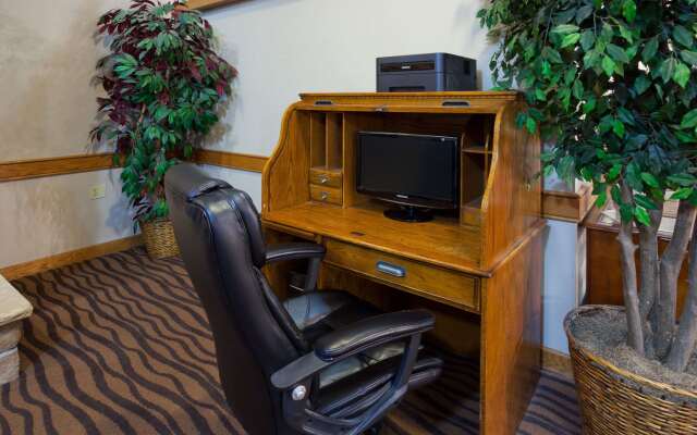 AmericInn by Wyndham Coon Rapids