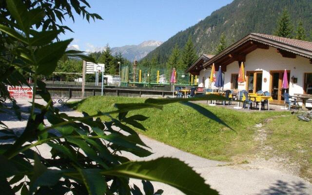 Biberhof Apartments & Camping
