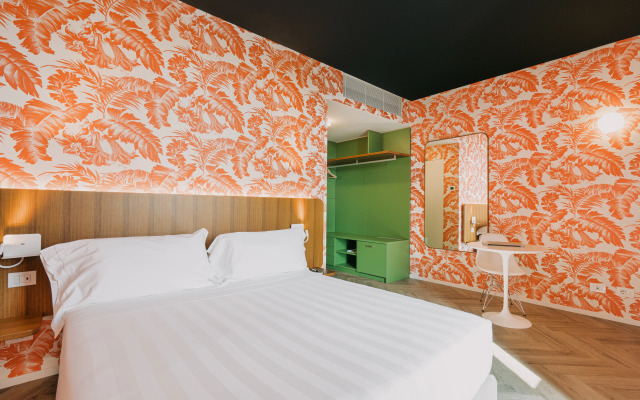 Collini Rooms
