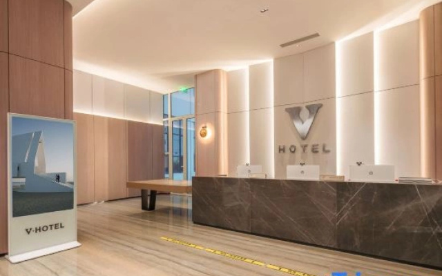 V. Hotel