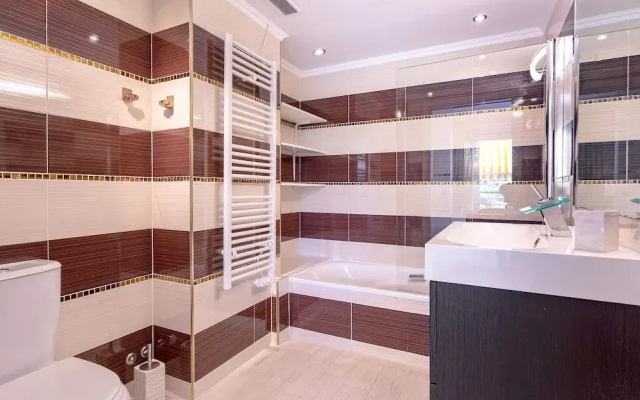 Genteel Home Guadalmina Golf