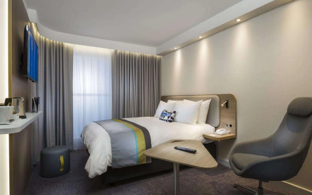 Holiday Inn Express and Suites Reims - Rives de Vesle