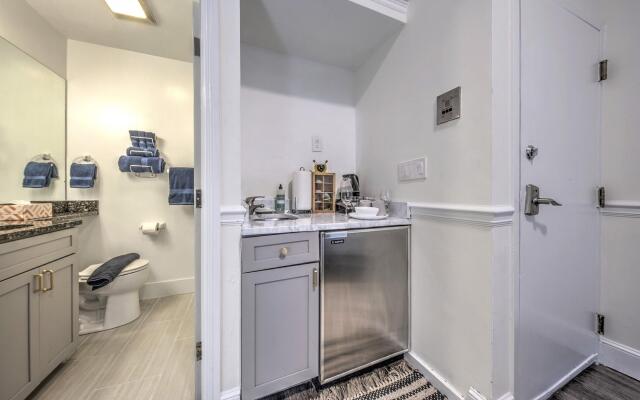 Great Value Studio in South End!