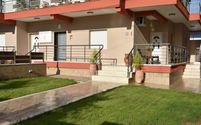 Elina Studios 1 by Travelpro Services - Nea